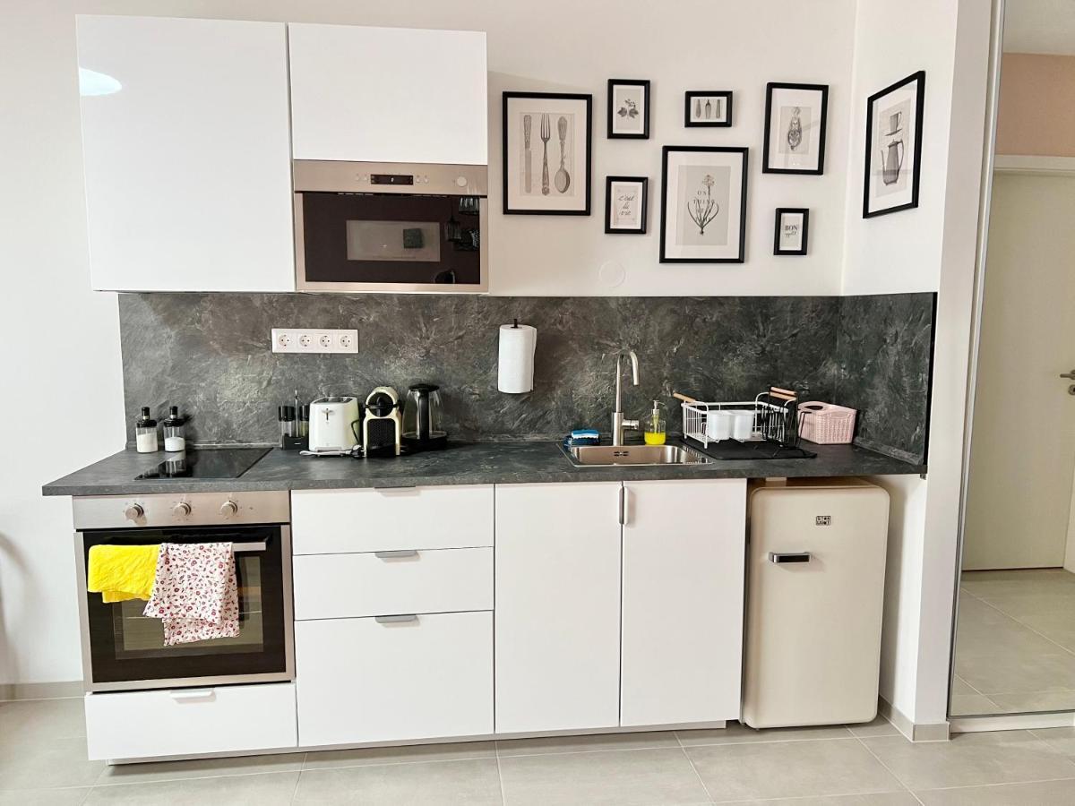 Mm D Home Apartment Budapest Exteriör bild